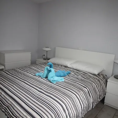 Hotell Atlantic View Con Jardin Privado *