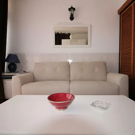 Hotell Atlantic View Con Jardin Privado *